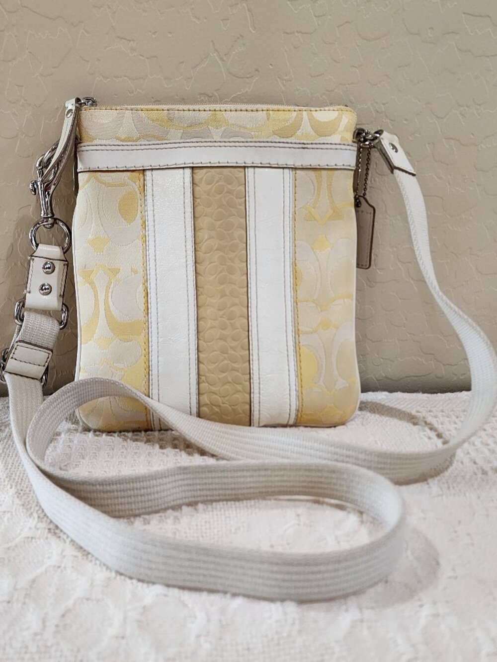 Coach Signature Stripe Yellow C Canvas Logo White Leather Crossbody Purse Bag - Picture 13 of 13